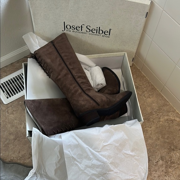 Josef Seibel Other - Josef Seibel Brown  Boots with Elegant Design